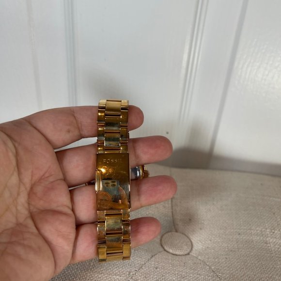 Fossil Cecile Multi-Function Rose Crystal-set Dial Rose Gold-tone Watch - Picture 3 of 9